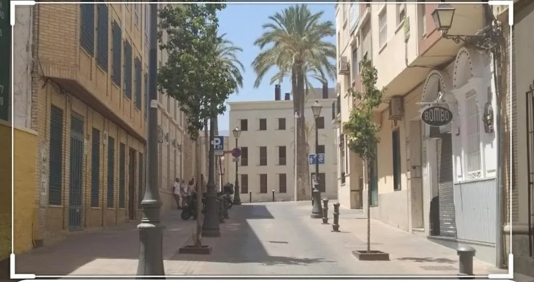 Apartamento Junto A La Catedral 2 Dormitorios Almeria