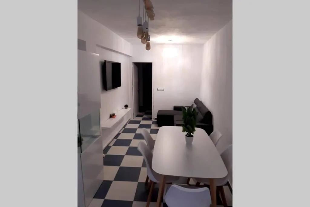 Apartamento Junto A La Catedral 2 Dormitorios Almeria