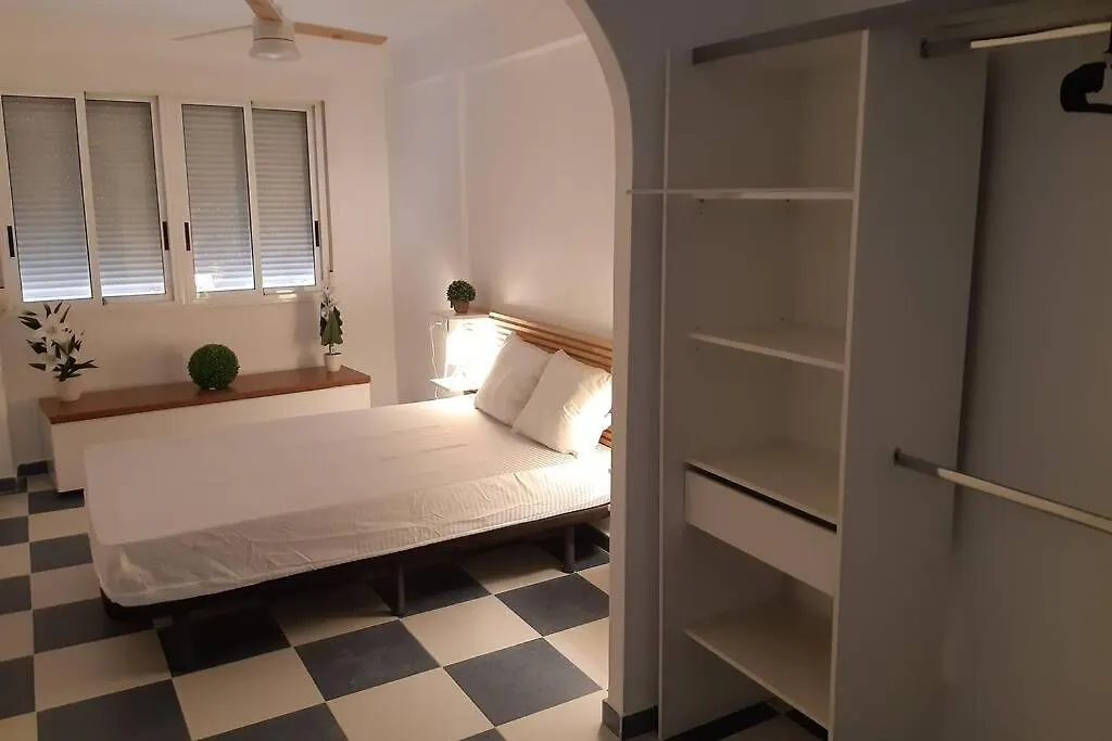 Apartamento Junto A La Catedral 2 Dormitorios Almeria